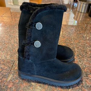 Koolaburra by UGG Kinslei tall boots. Women’s Size 6. Black.